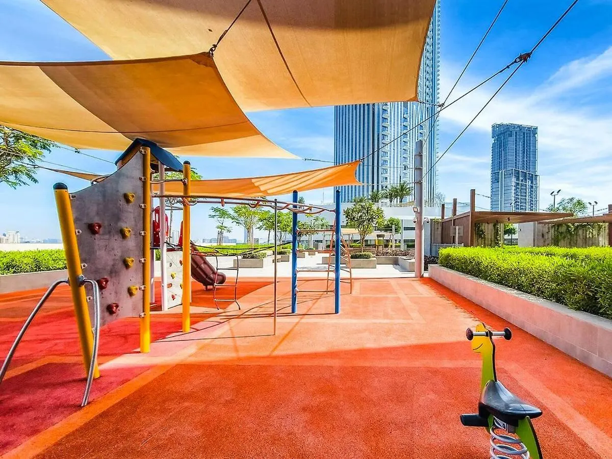 Cosmos Living - Dubai Creek Harbour Apartment