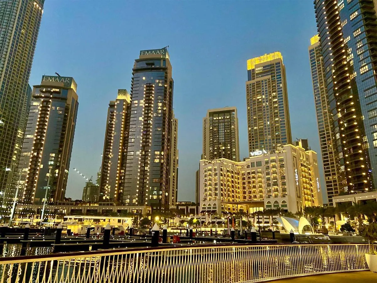 Cosmos Living - Dubai Creek Harbour Apartment 0*,