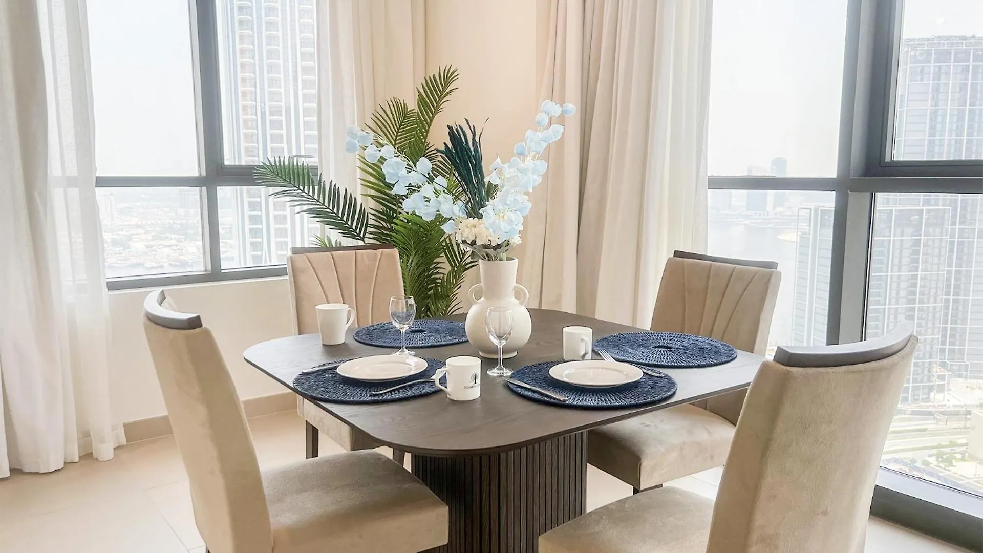 Cosmos Living - Dubai Creek Harbour Apartment