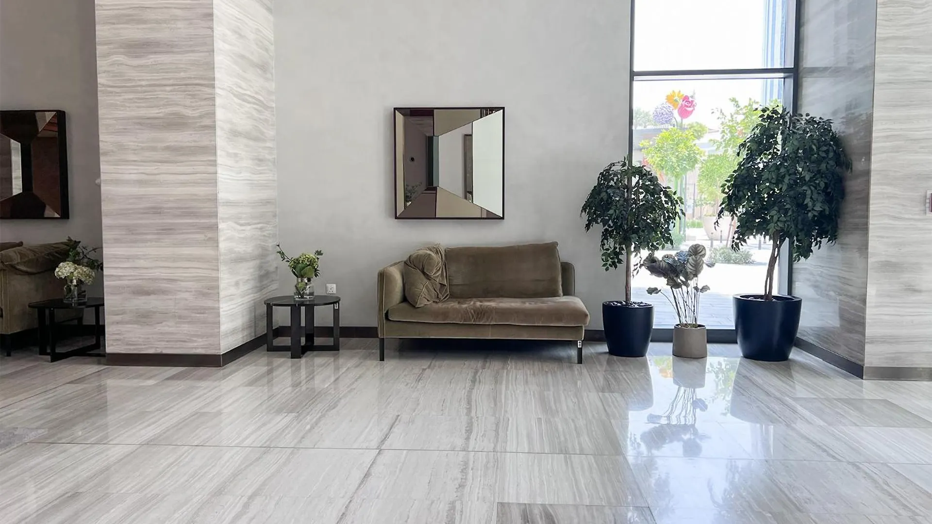 Cosmos Living - Dubai Creek Harbour Apartment