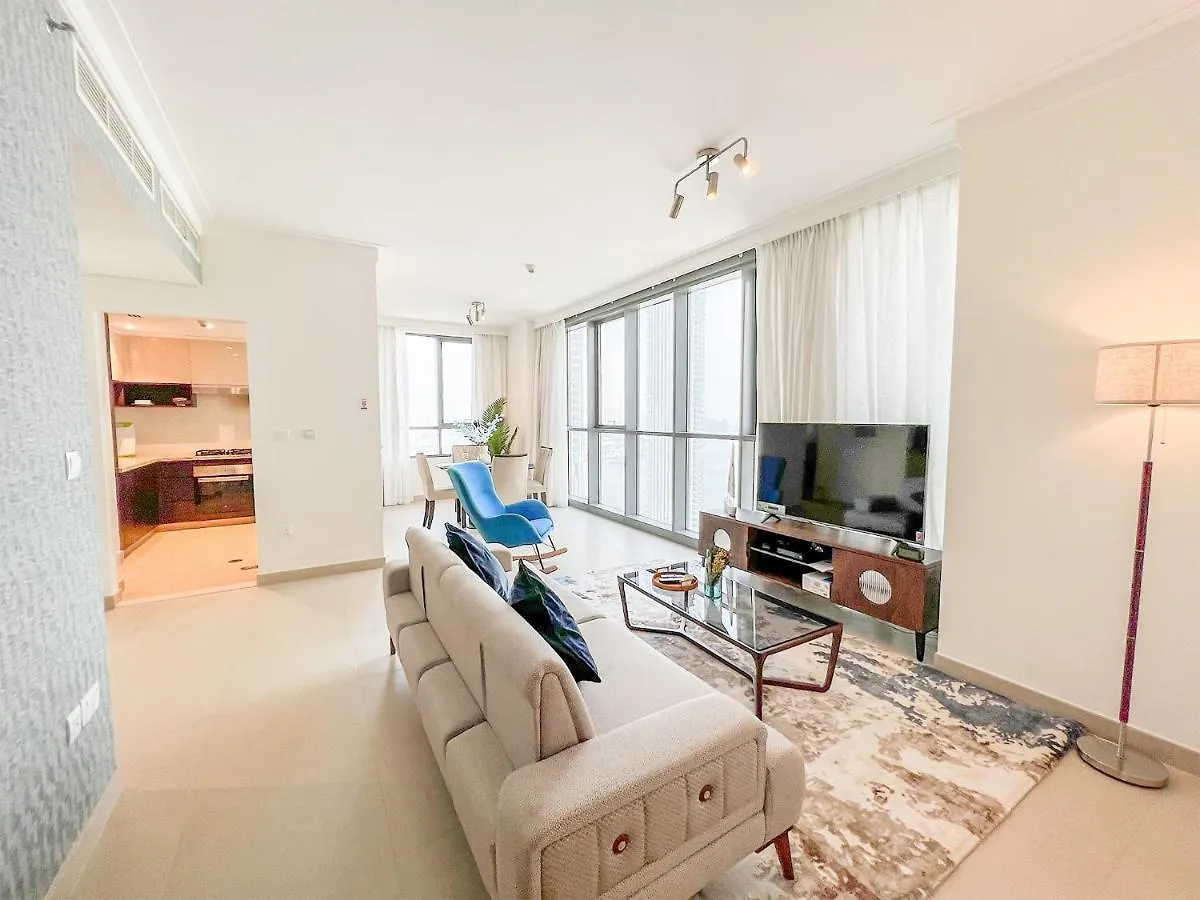 Cosmos Living - Dubai Creek Harbour Apartment
