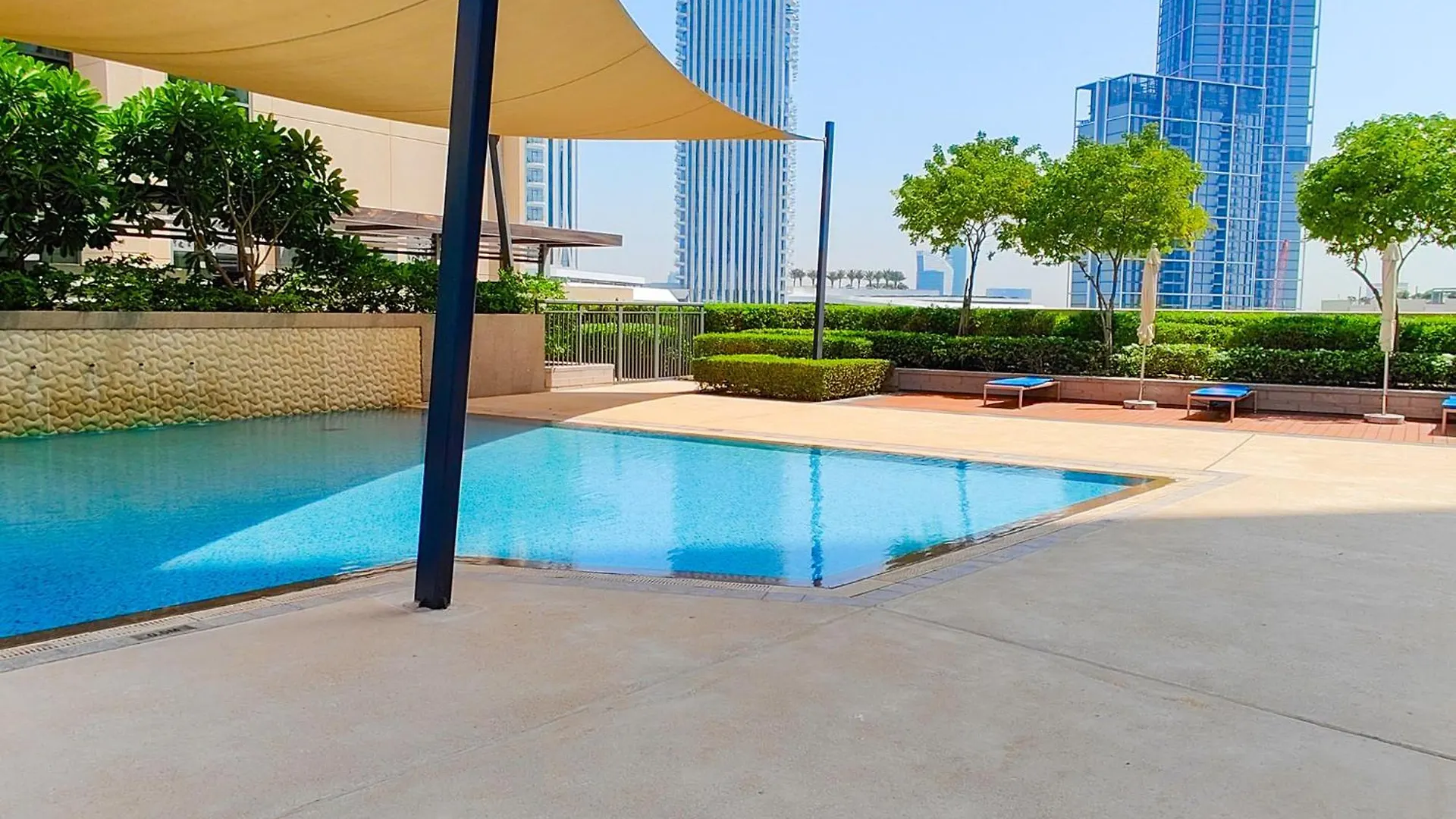 Cosmos Living - Dubai Creek Harbour Apartment
